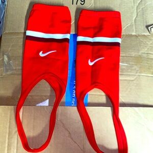 Nike Boys Baseball Stirups